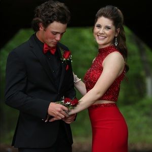 Red Sherri Hill prom dress